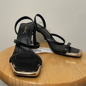 Qupid Black Kitten Heel